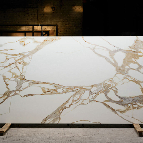 Primax Quartz 708 Calacatta Ambra